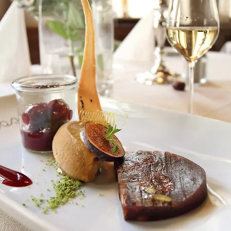 Hotel-restaurant Roter Ochsen Hotel 3*