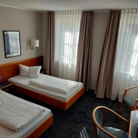 Hotel-restaurant Roter Ochsen 호텔 라우하임