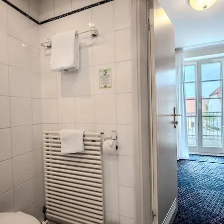 فندق Hotel-restaurant Roter Ochsen 3*