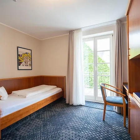 Hotel-restaurant Roter Ochsen فندق 3*